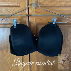 Black strapless bra with clear straps size 40 DD
